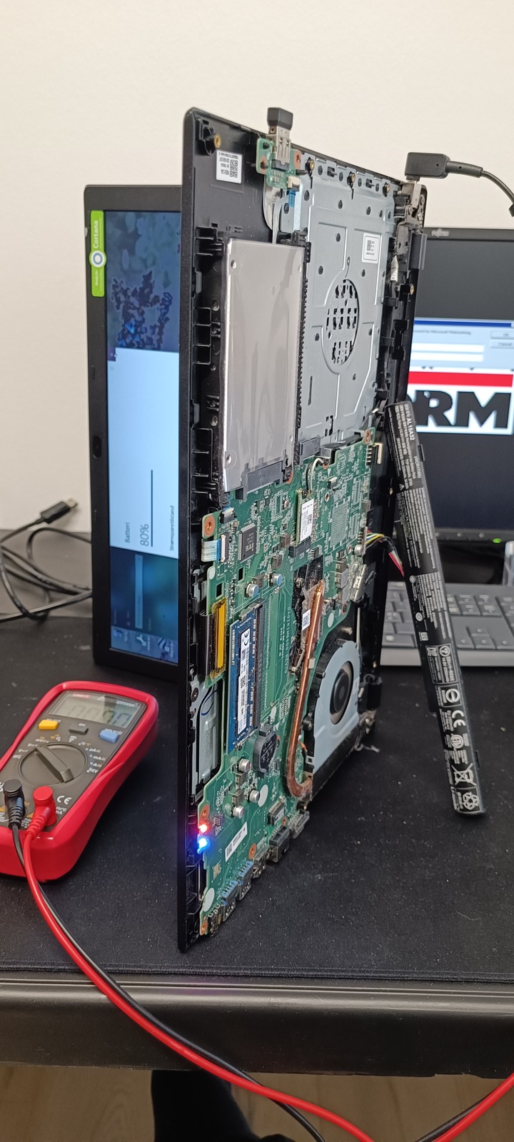 Reparation af bærbar og stationær computer