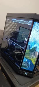 Hyte kabinet gaming PC med RGB belysning